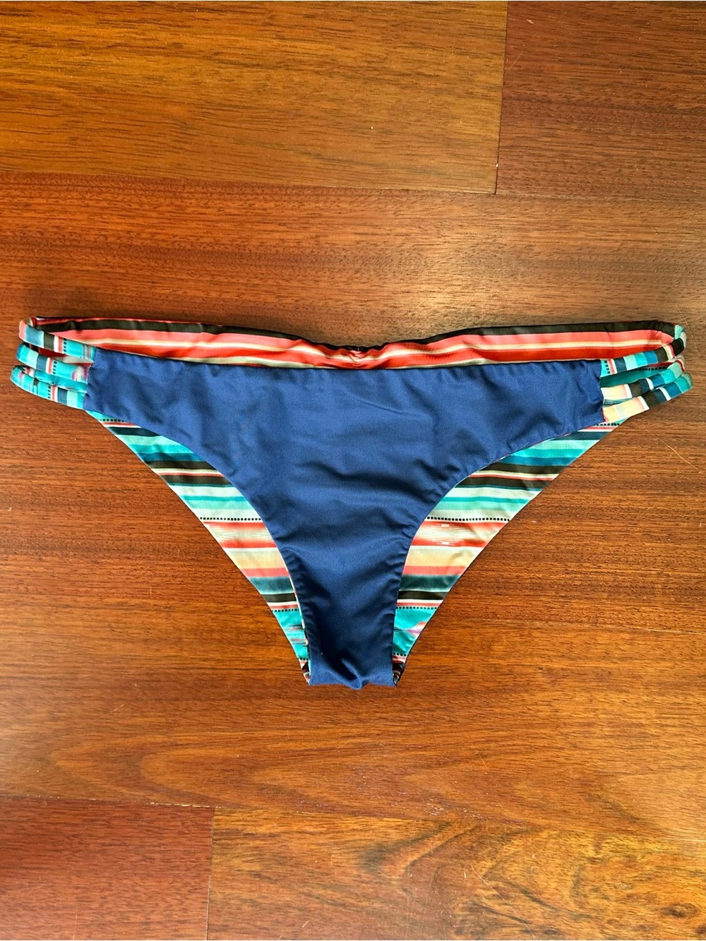 Faherty Bikini Bottom - Picture 5 of 5
